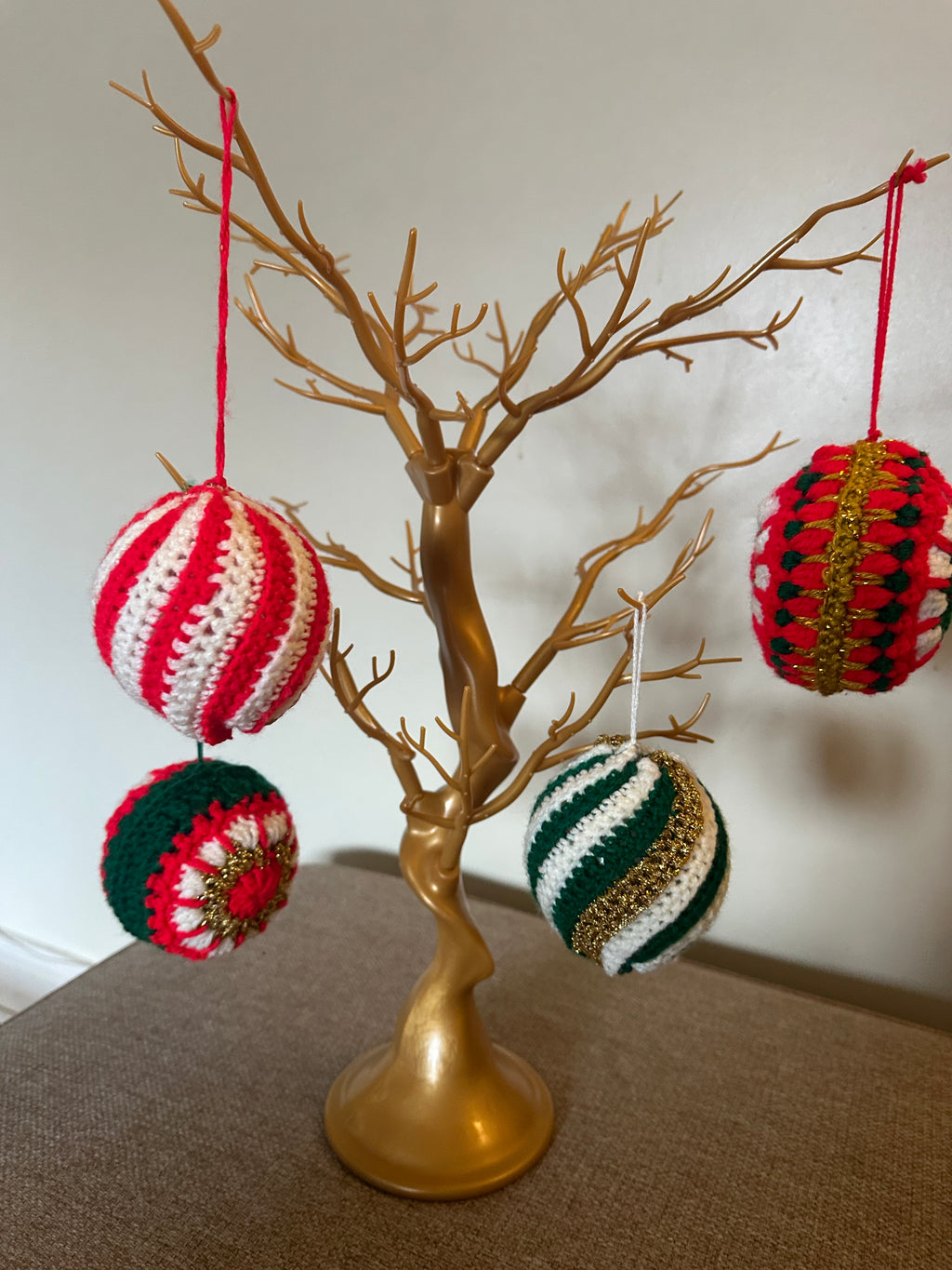 Set of 4 Christmas Tree Baubles